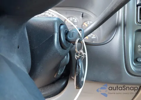 2004 GMC Yukon Sle z USA, uszkodzony, nr VIN 1GKEC13T84R201238